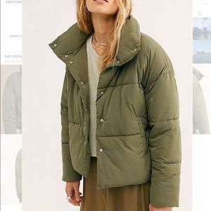 NWOT Free People Weekender Puffer Jacket ✨
